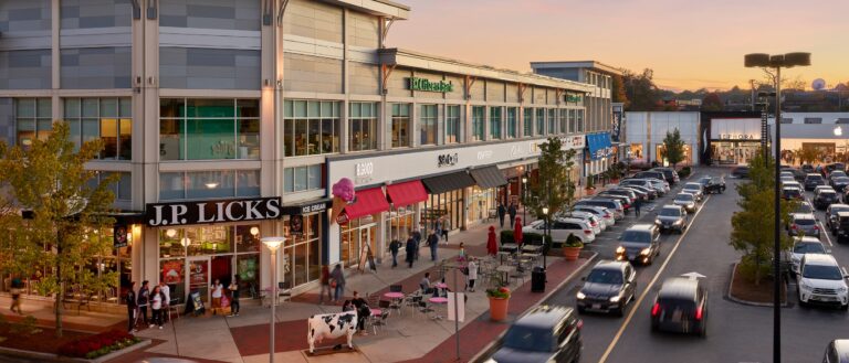 main exterior image legacy place 768x329