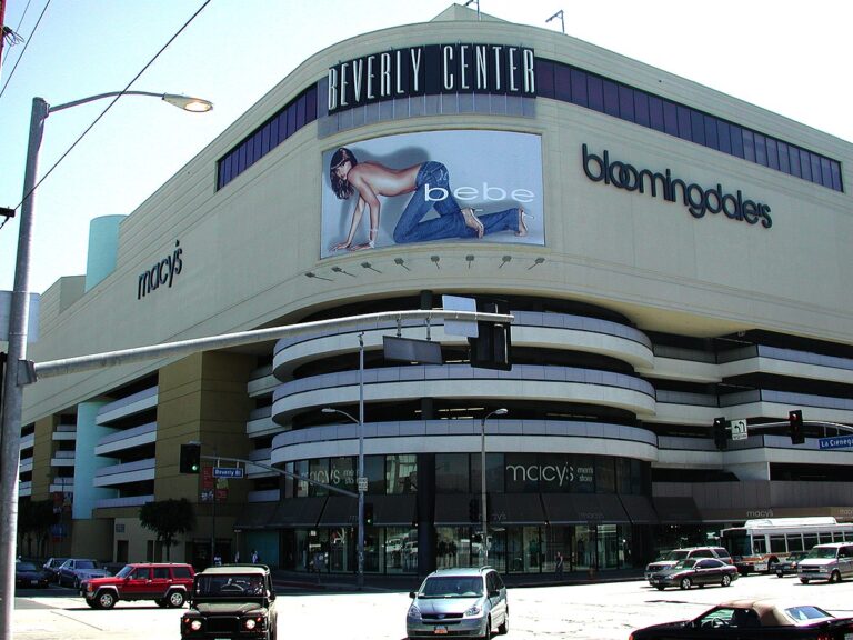 1200px Beverly Center Exterior 768x576