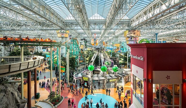 nickelodeon universe 768x448